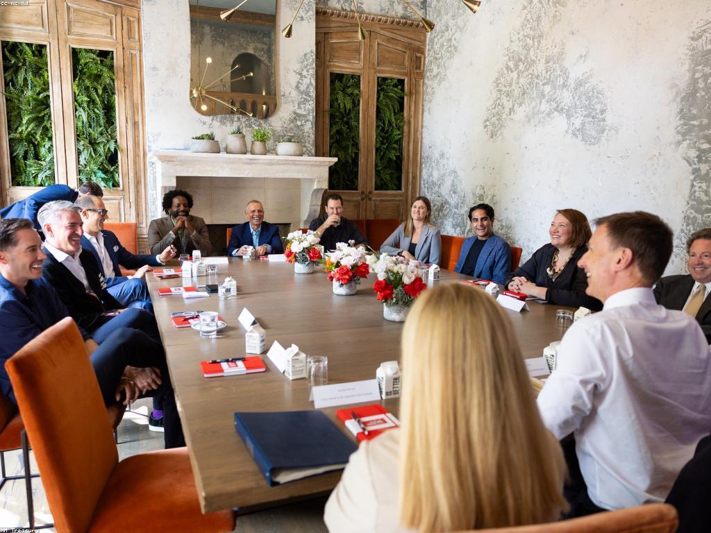 ការវិនិយោគលើល្បែង: ឱកាសនិងការប្រឈម