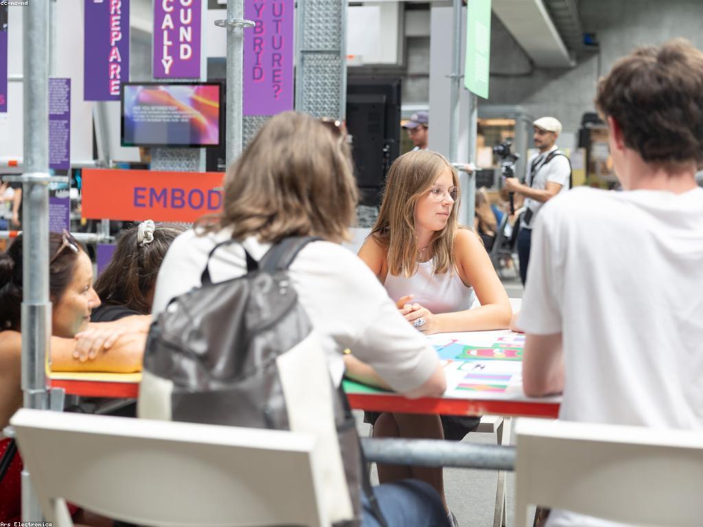 យុទ្ធសាស្ត្រល្បែង: ការបOptimizeយុទ្ធសាស្ត្រនៅក្នុងការល្បែង